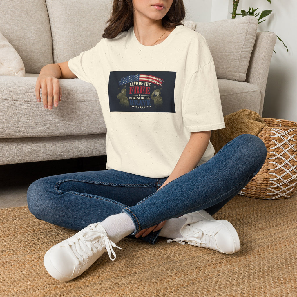 Land of the Free eagle flag T-Shirt | Patriotic USA Independence Day